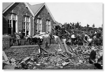 10_11-Aberfan-school